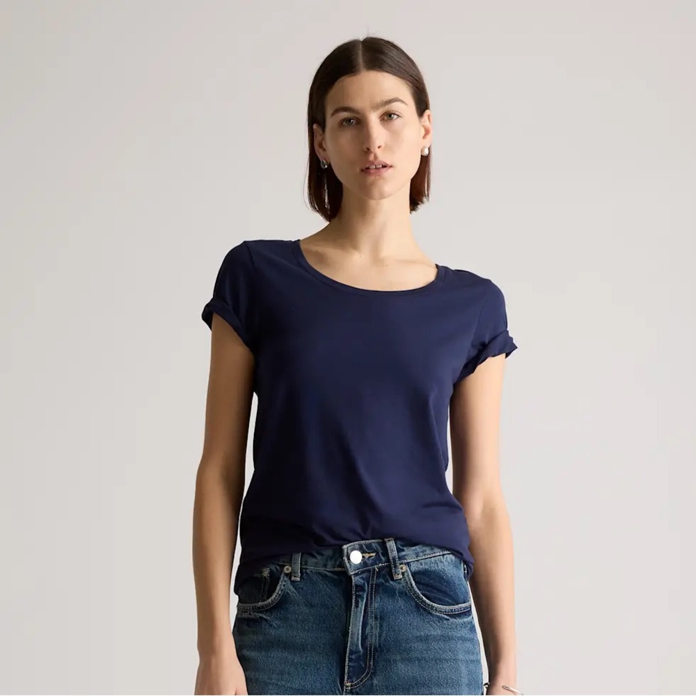 Quince scoop neck tee, navy, sz medium